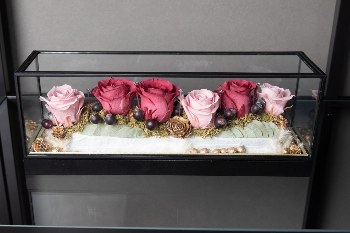 岩坪眞一郎が撮影した写真のアルバム「商品または作品」