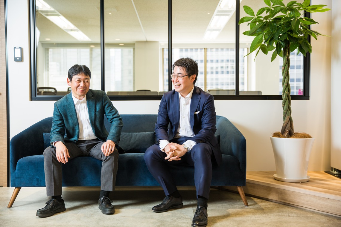 Nobuhiro Toyaが撮影した写真のアルバム「モバイルインターネットキャピタル株式会社＠霞が関 HP用撮影」