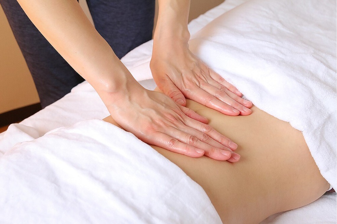 世登理恵が撮影した写真のアルバム「サロン撮影」