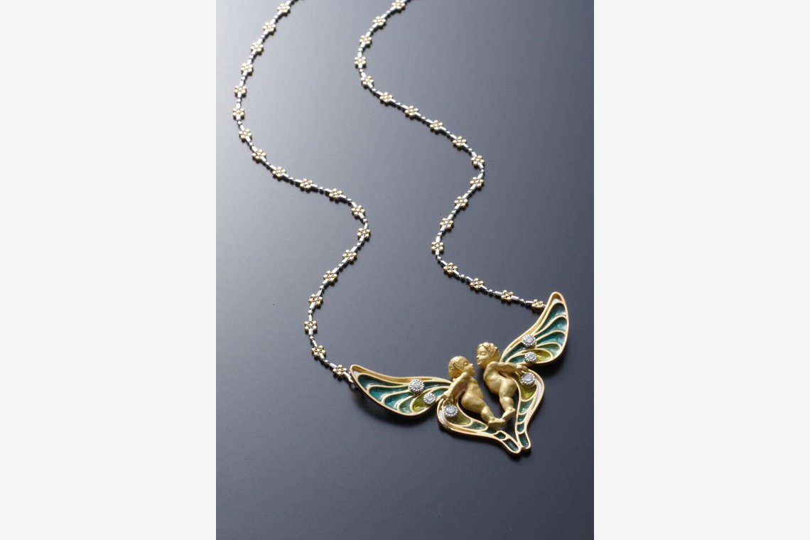 ESCAPEが撮影した写真のアルバム「ジュエリー」