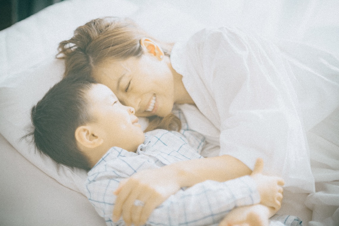 遥南　碧が出張撮影した家族写真(キッズ,ベビーフォト)などが写った「生後10日のファミリーフォト」の家族写真