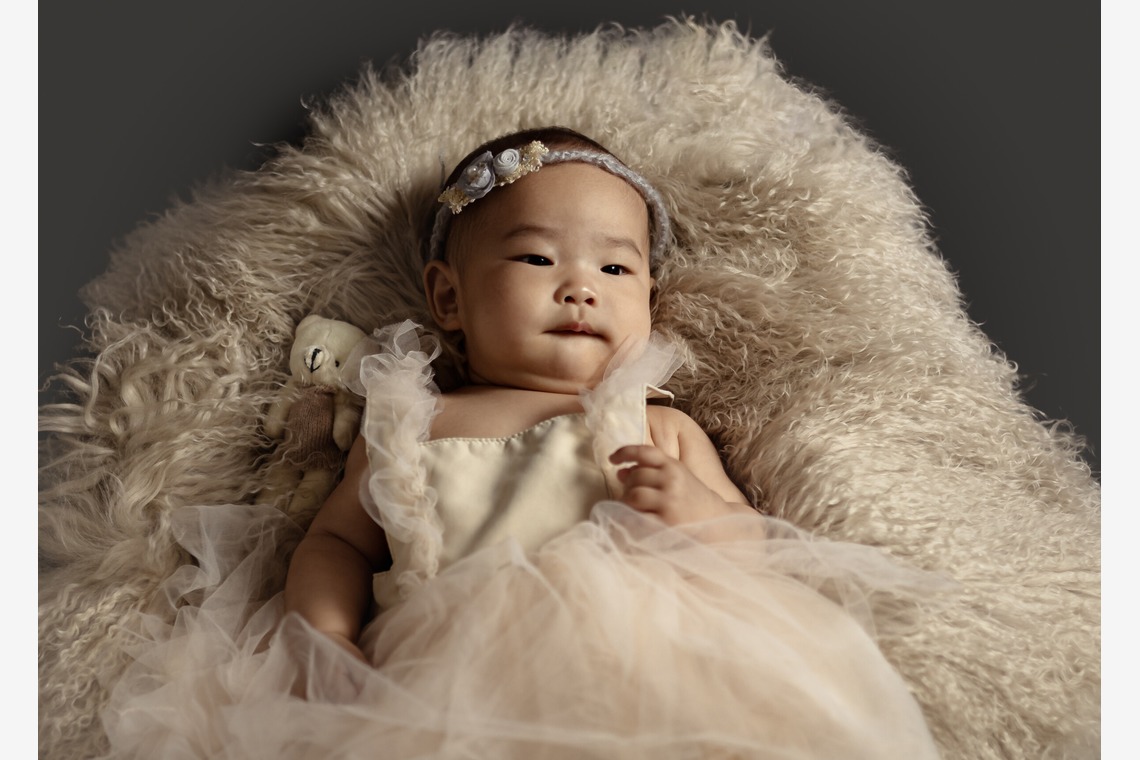 ミヤタカズコが撮影した写真のアルバム「ハーフボーンフォト」