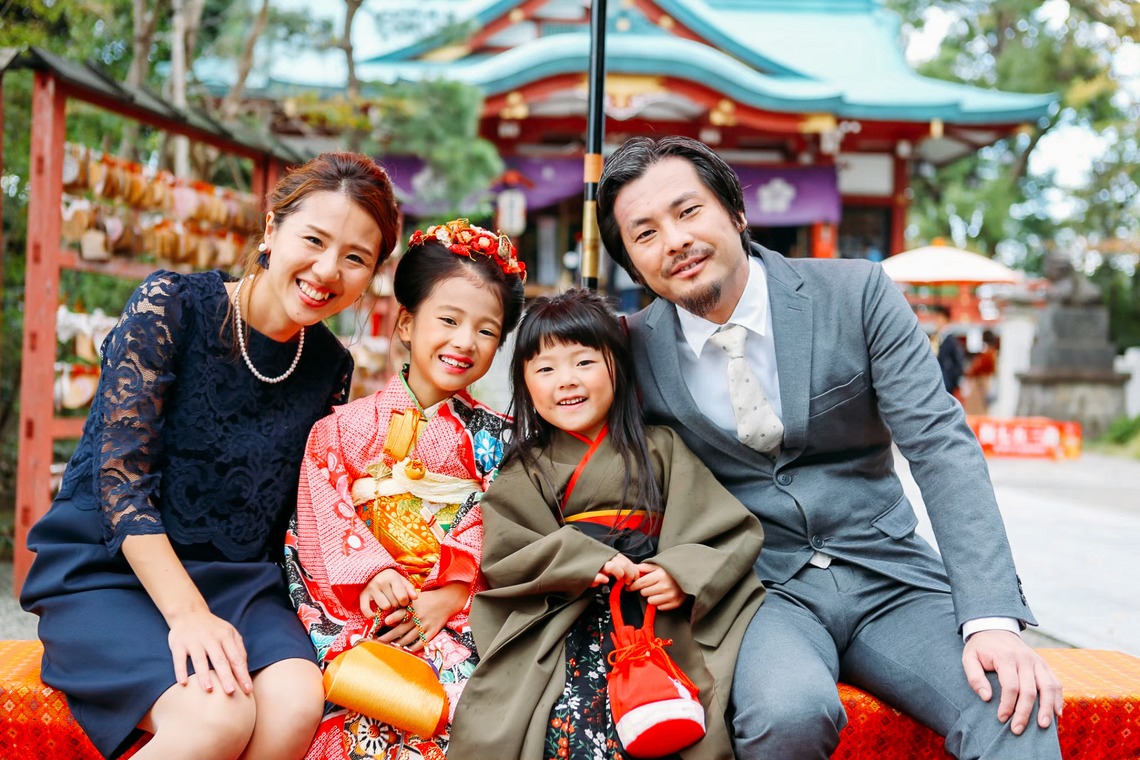 出張撮影HUG TIMEが撮影した「七五三お詣り撮影〜多摩浅間神社〜」の写真