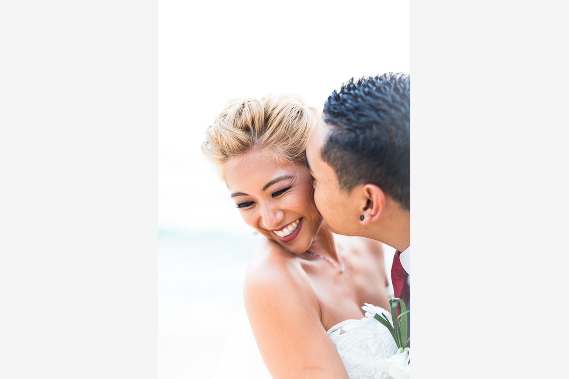 Album of the Wedding, Bridal taken by Daniel Baci Photography - Thailand wedding photography at the Trisara 