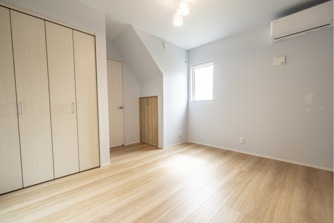 山口　欣克が撮影した写真のアルバム「建築写真」