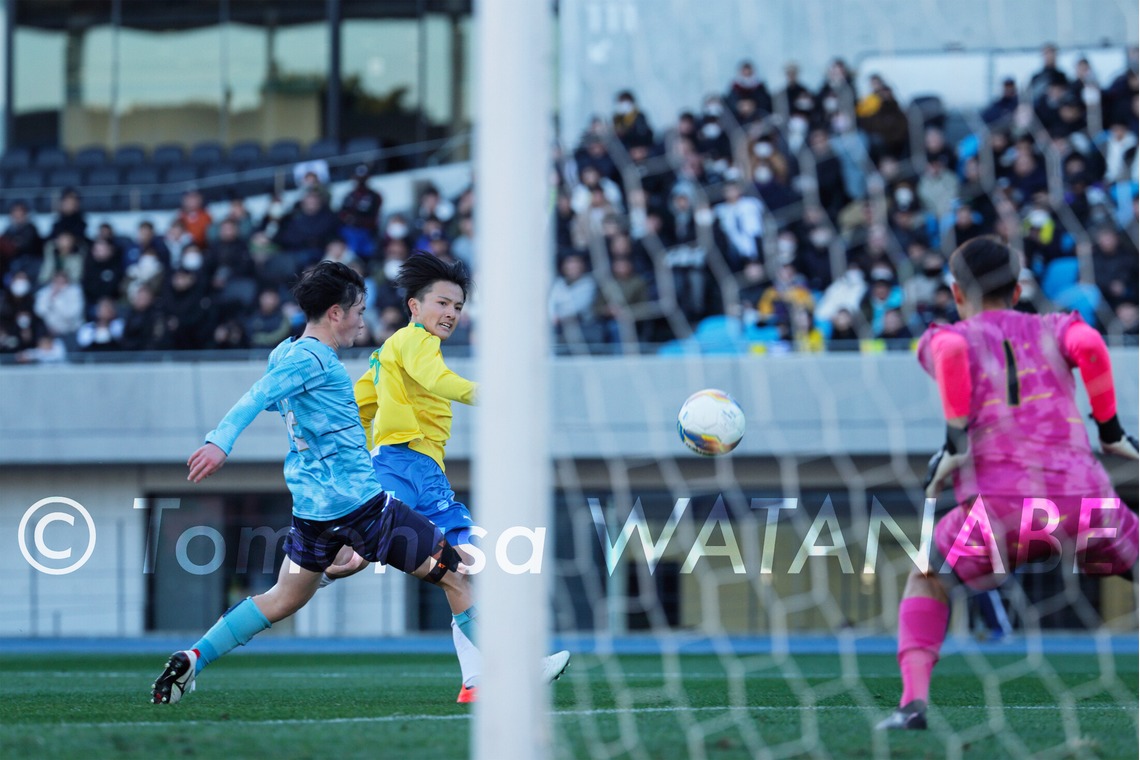 Tomohisa Watanabeが撮影した写真のアルバム「スポーツ　高校サッカー　TEIKYO Canaria Eleven」