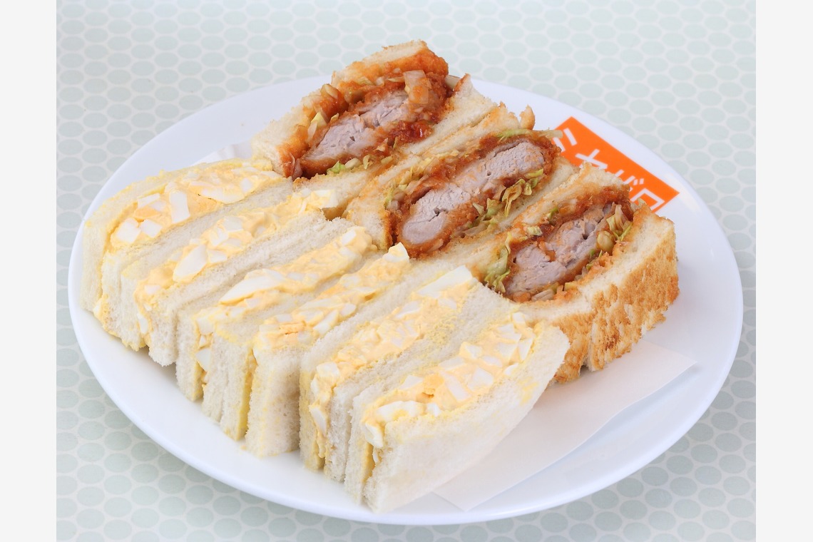 森安　照が撮影した「サンドイッチ、ドッグ、バーガー」の写真