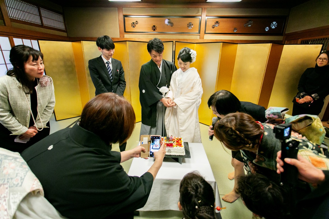 人見写真事務所が撮影した写真のアルバム「京都　神社挙式・料亭」
