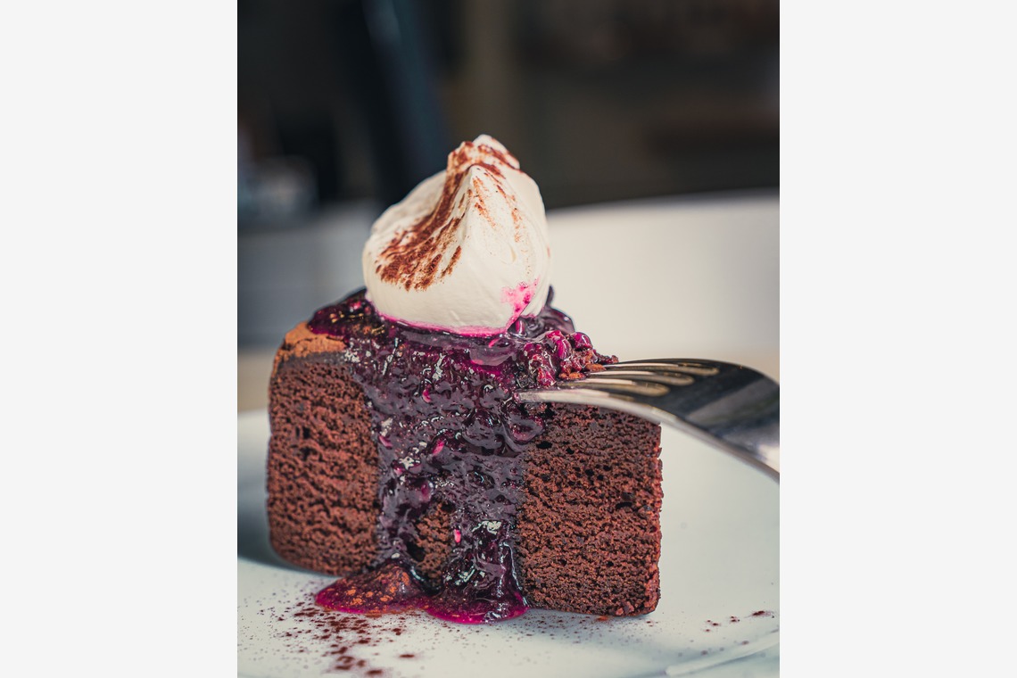 JJ&Co.が撮影した「福岡市　カフェ　SNS用商品撮影、外観・内装撮影」の写真