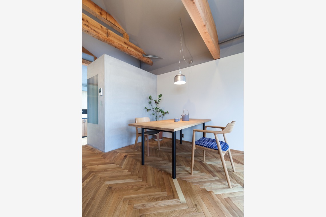 伊東昌信が撮影した「店舗　建築竣工」の写真