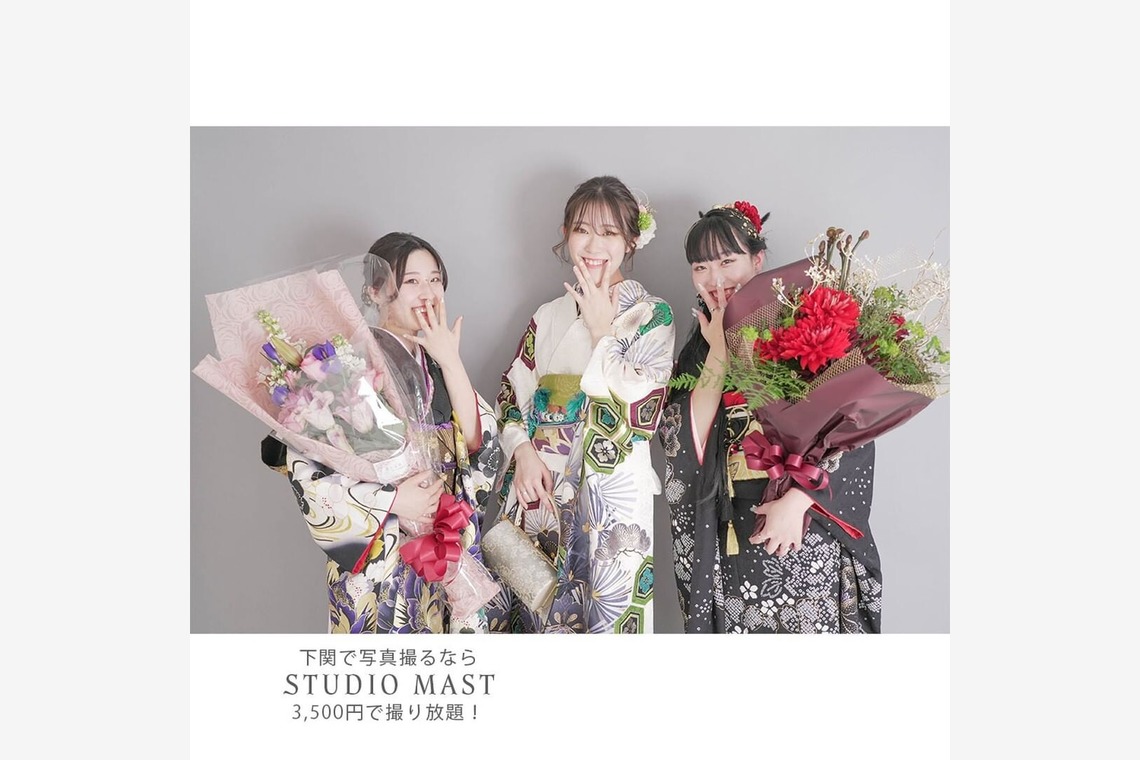 スタジオマストが出張撮影した家族写真(キッズ,ベビーフォト)などが写った「赤間神宮、スタジオ撮影」の家族写真