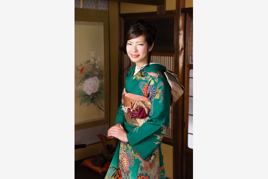 スマイルハンターが出張撮影した家族写真(キッズ,ベビーフォト)などが写った「成人式フォト」の家族写真