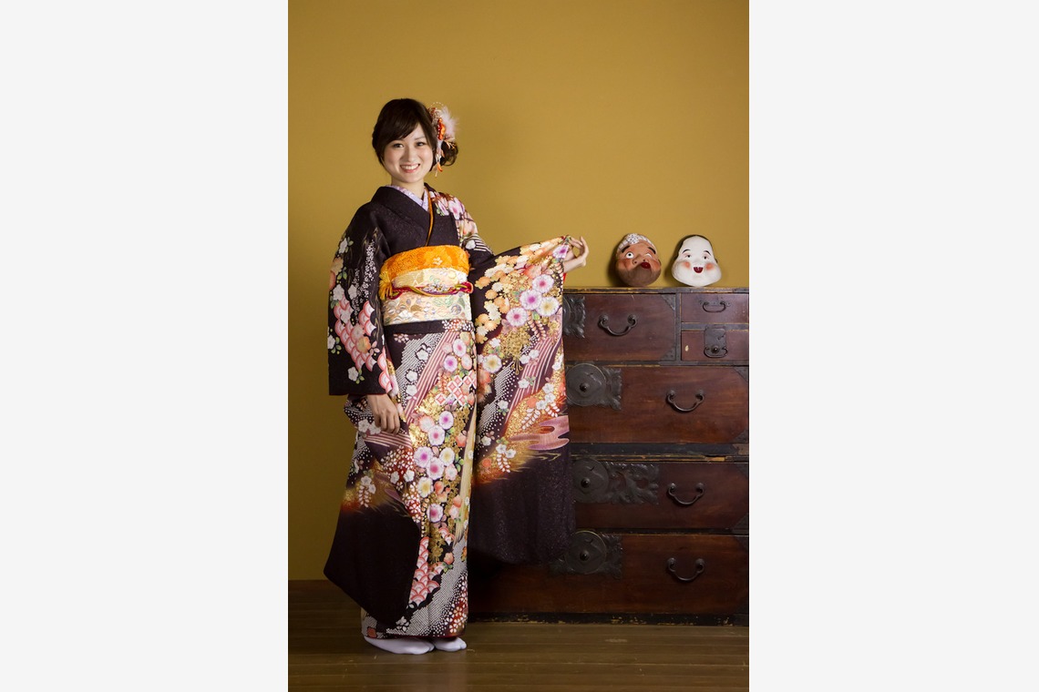 スマイルハンターが出張撮影した家族写真(キッズ,ベビーフォト)などが写った「成人式フォト」の家族写真