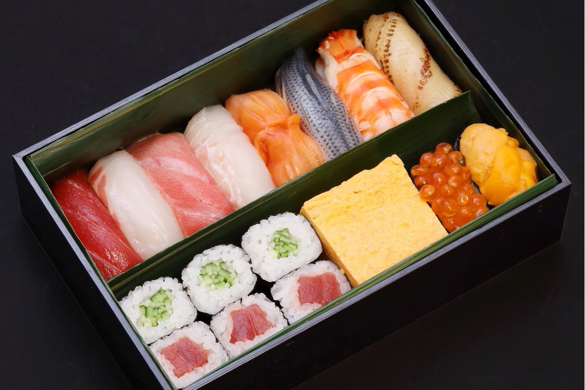 森安　照が撮影した「お寿司（握り・仕込み・人物・店内）」の写真