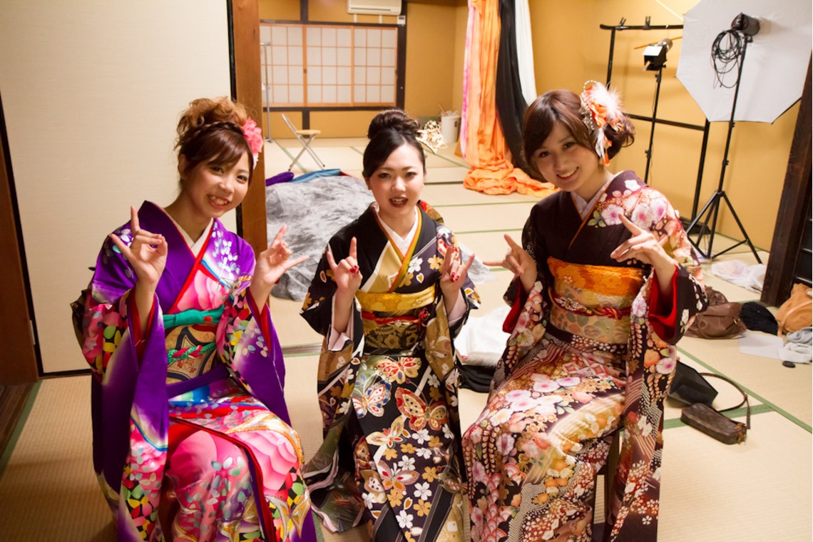 スマイルハンターが出張撮影した家族写真(キッズ,ベビーフォト)などが写った「成人式フォト」の家族写真