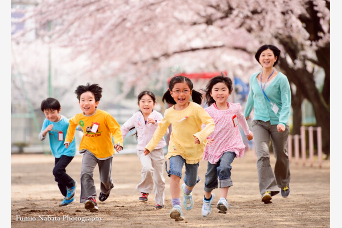 名畑文巨写真事務所が撮影した写真のアルバム「スクールフォト」