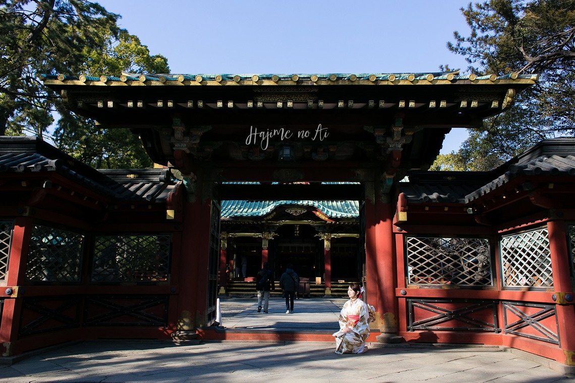 Hajime no Ai Photographyが出張撮影した家族写真(キッズ,ベビーフォト)などが写った「成人式後撮り@根津神社」の家族写真