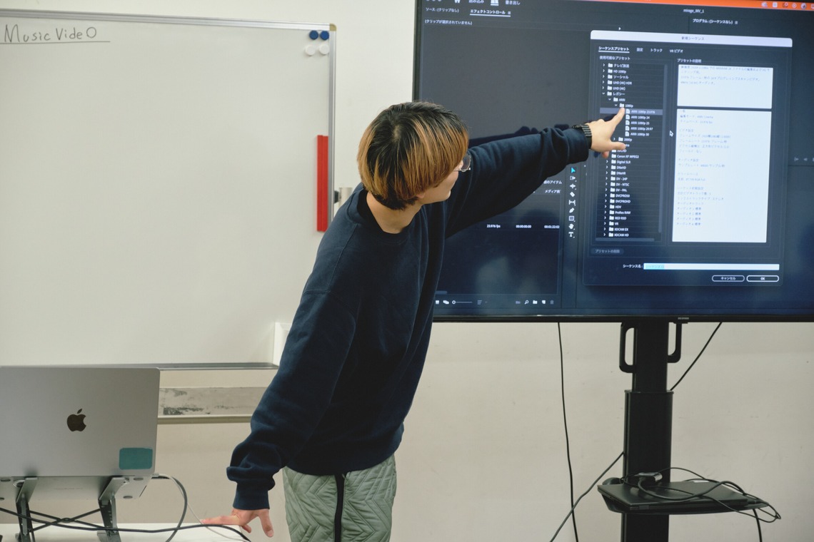 Tatsuyaが撮影した写真のアルバム「バンタンデザイン研究所 SPRING FESTIVAL」