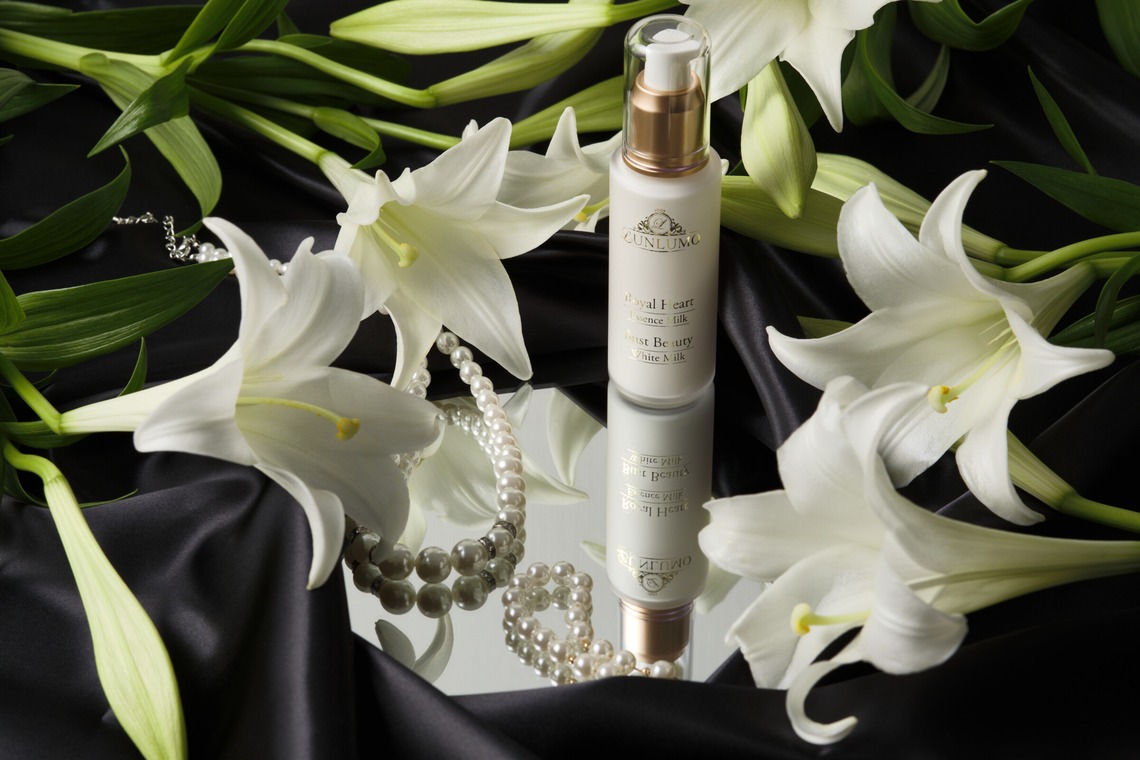 植田 友樹が撮影した「化粧品イメージカット」の写真