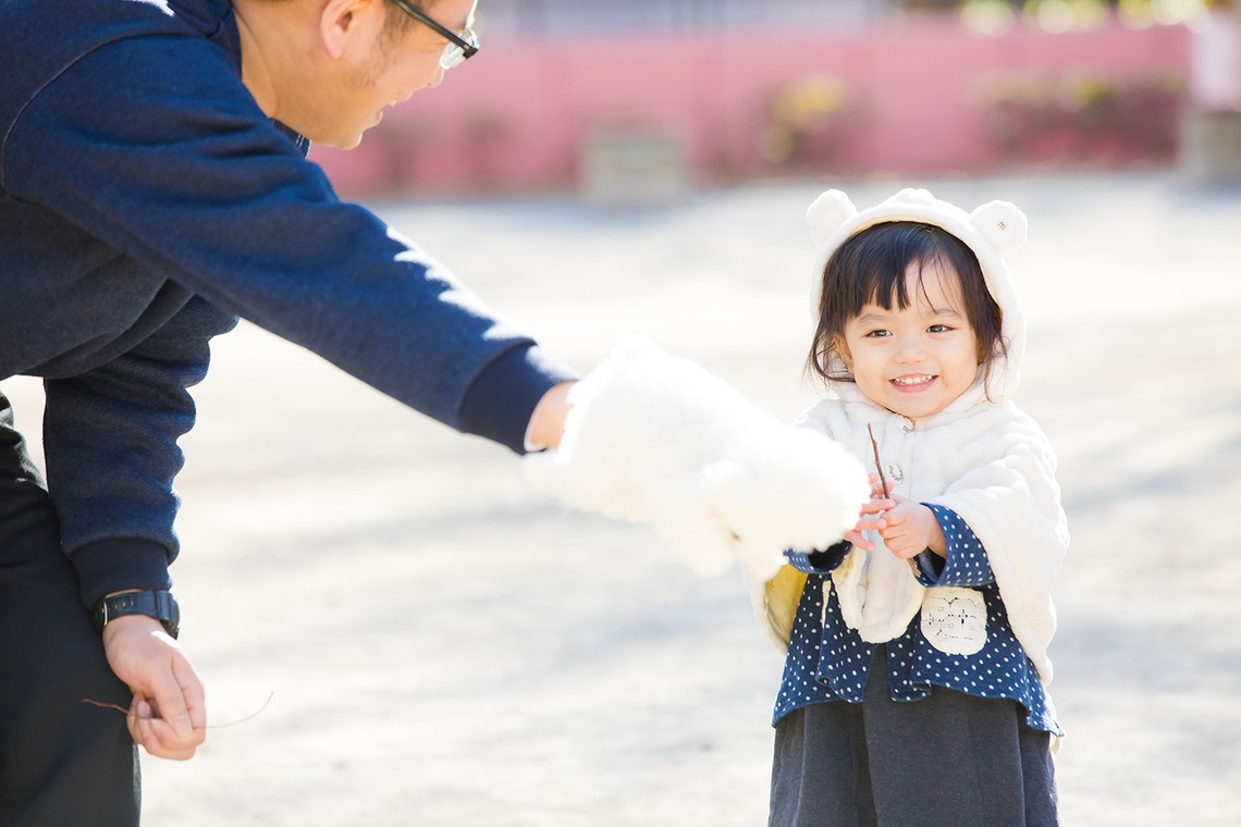 KIRAが撮影した写真のアルバム「友達の子供を新宿の公園で」