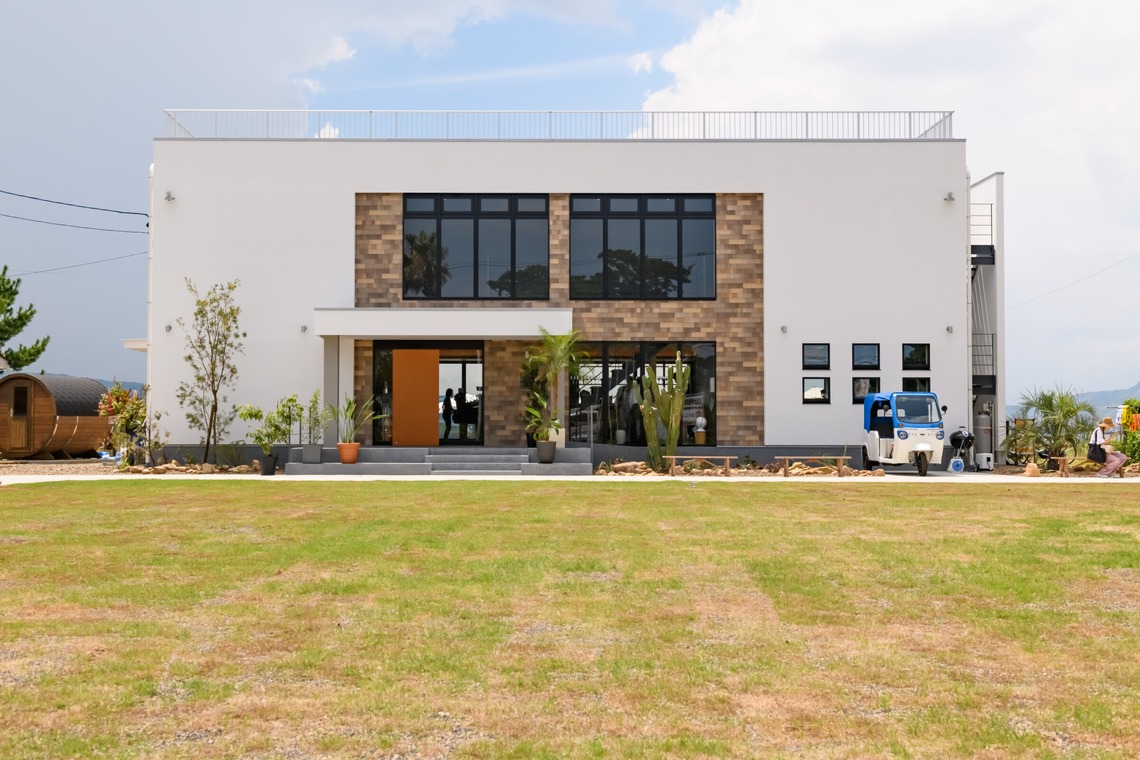 中川昌幸が撮影した「'Ulalena 静岡市三保のリゾート施設」の写真