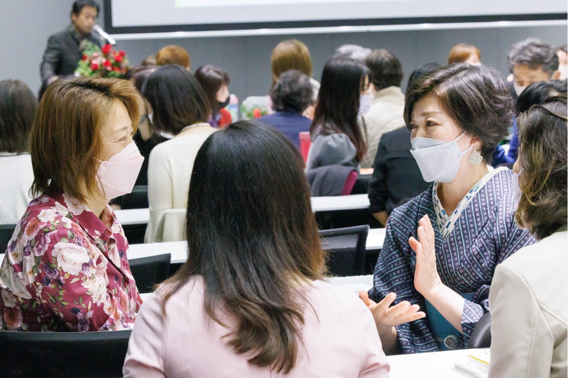 猫田晃広が撮影した「出版講演会（セミナー）と懇親会」の写真