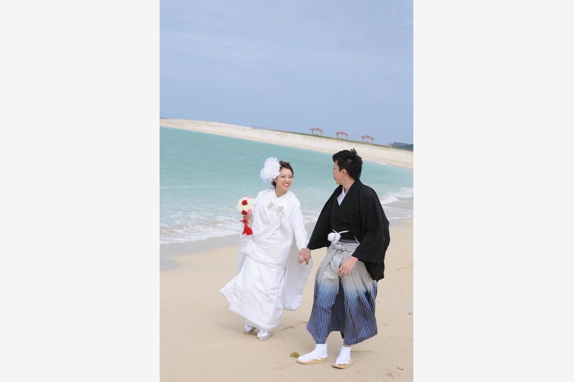 Avenir（山宮 敏明）が撮影した写真のアルバム「和装でビーチフォト」