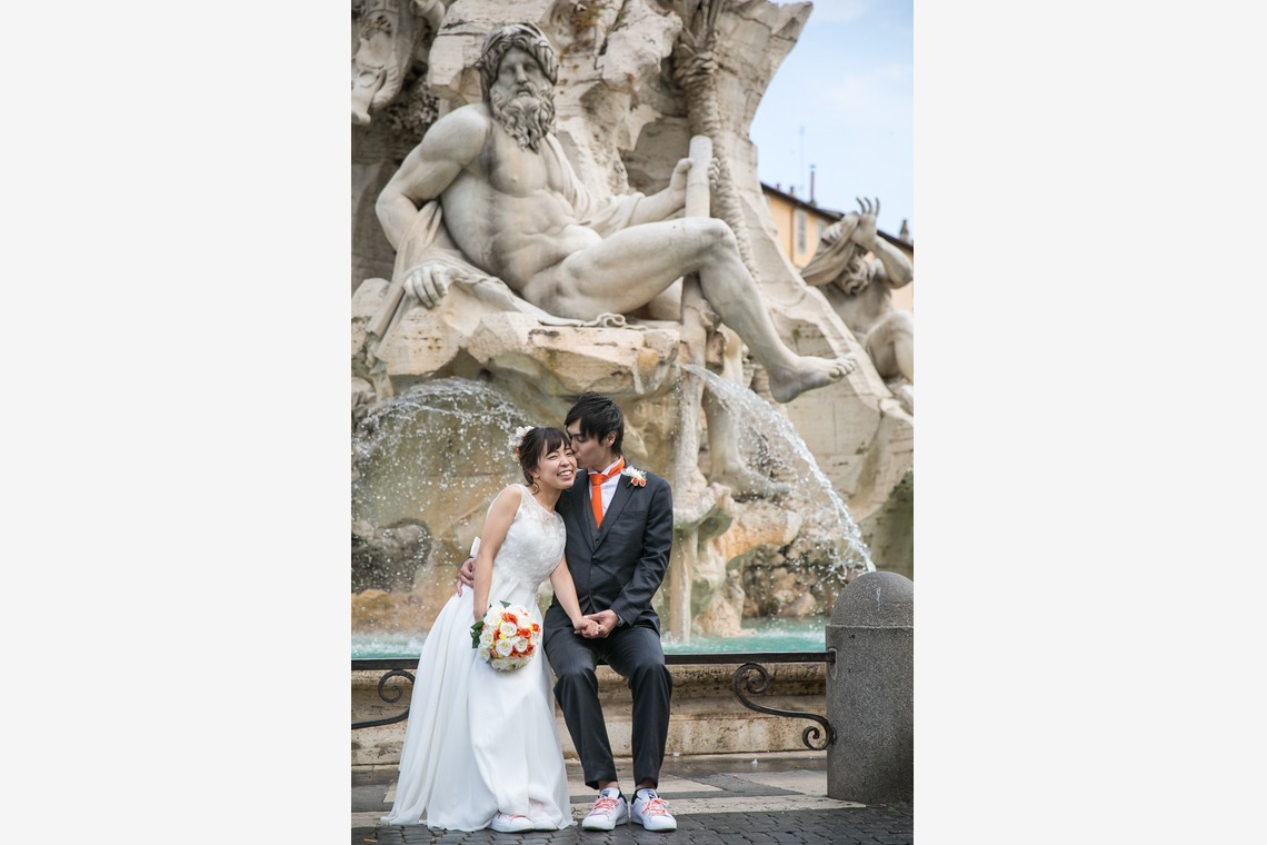 Photo of Wedding in Rome - Spanish Steps, Trevi Fountains, Pantheon, Piazza Navona taken by Kyoko Ide Photography