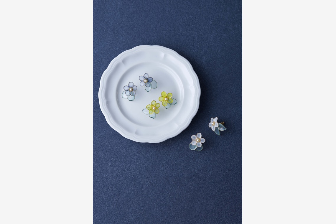 尾島翔太が撮影した「化粧品・文具・アクセサリー・家電などのブツ撮影」の写真