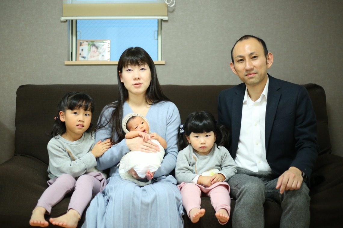 出張撮影HUG TIMEが撮影した「ニューボーンフォト＠自宅撮影」の写真