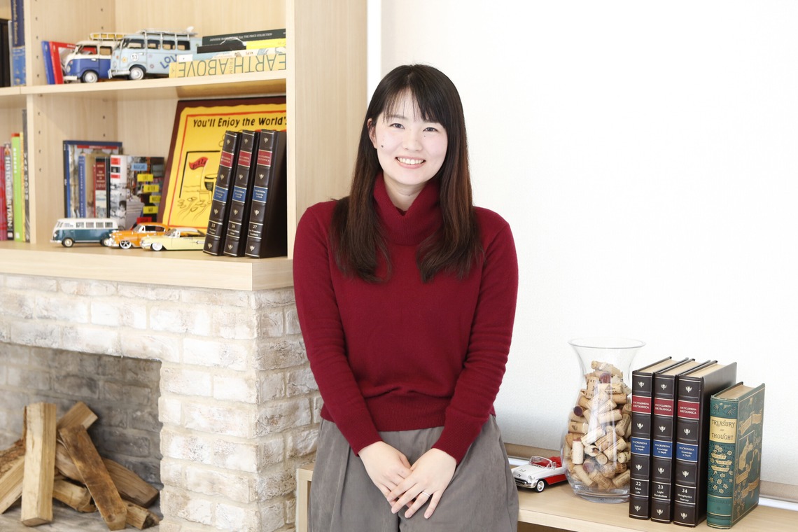 村田わかな広告写真が撮影した「会社案内」の写真