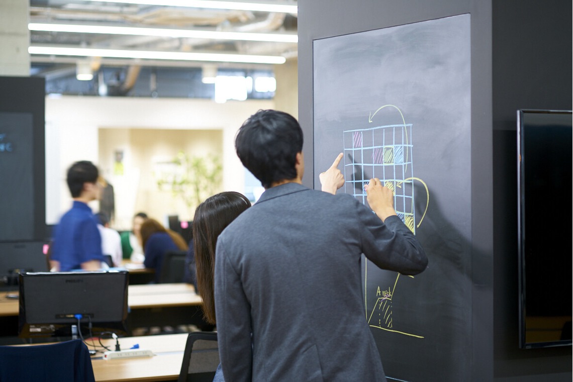 久保寺誠が撮影した写真のアルバム「竣工」