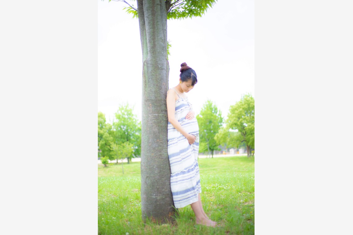 中井企画が撮影したマタニティフォトのアルバム「マタニティカップルフォト」