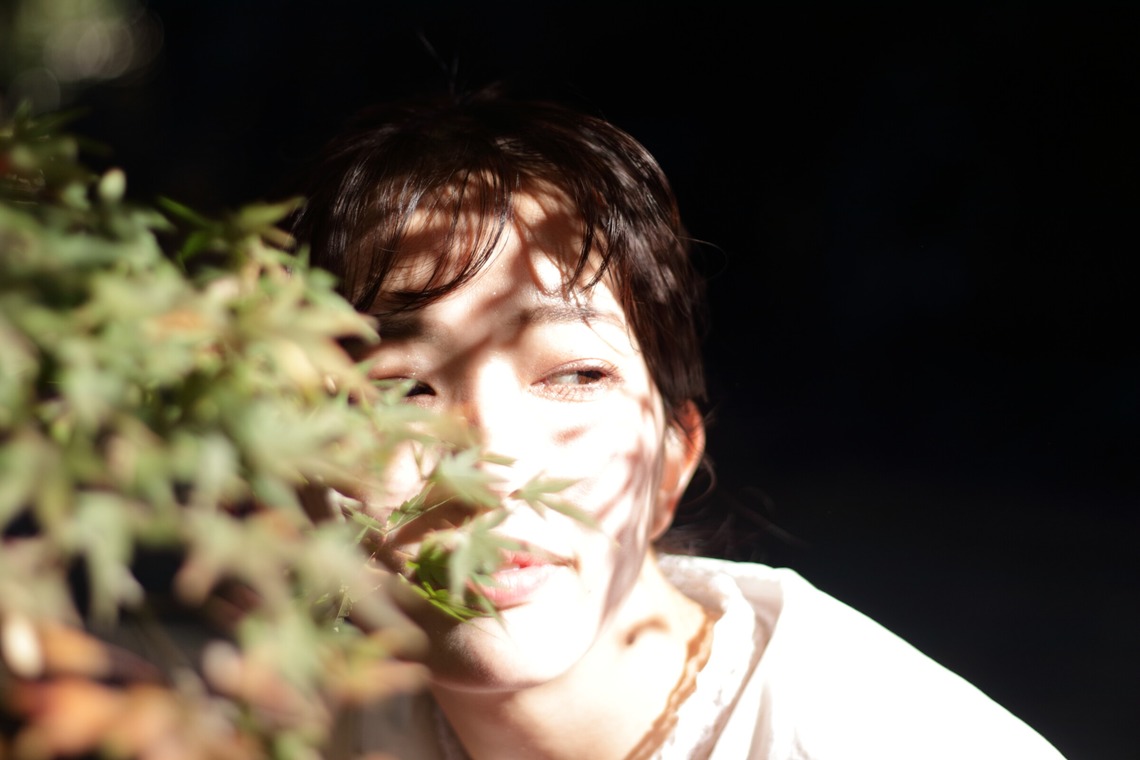加藤めめこが撮影した写真のアルバム「ポートレート」