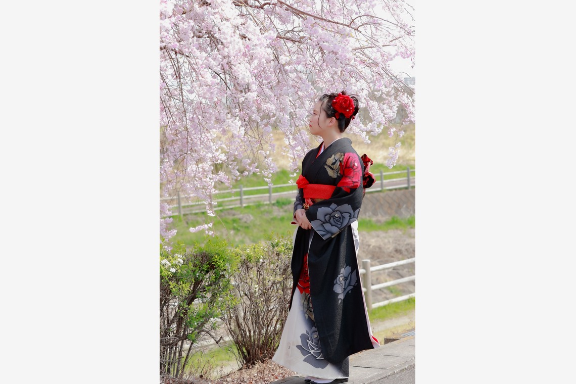 黒澤正彦が出張撮影した家族写真(キッズ,ベビーフォト)などが写った「成人式前撮り撮影（群馬県高崎市　進雄神社　４月撮影）」の家族写真