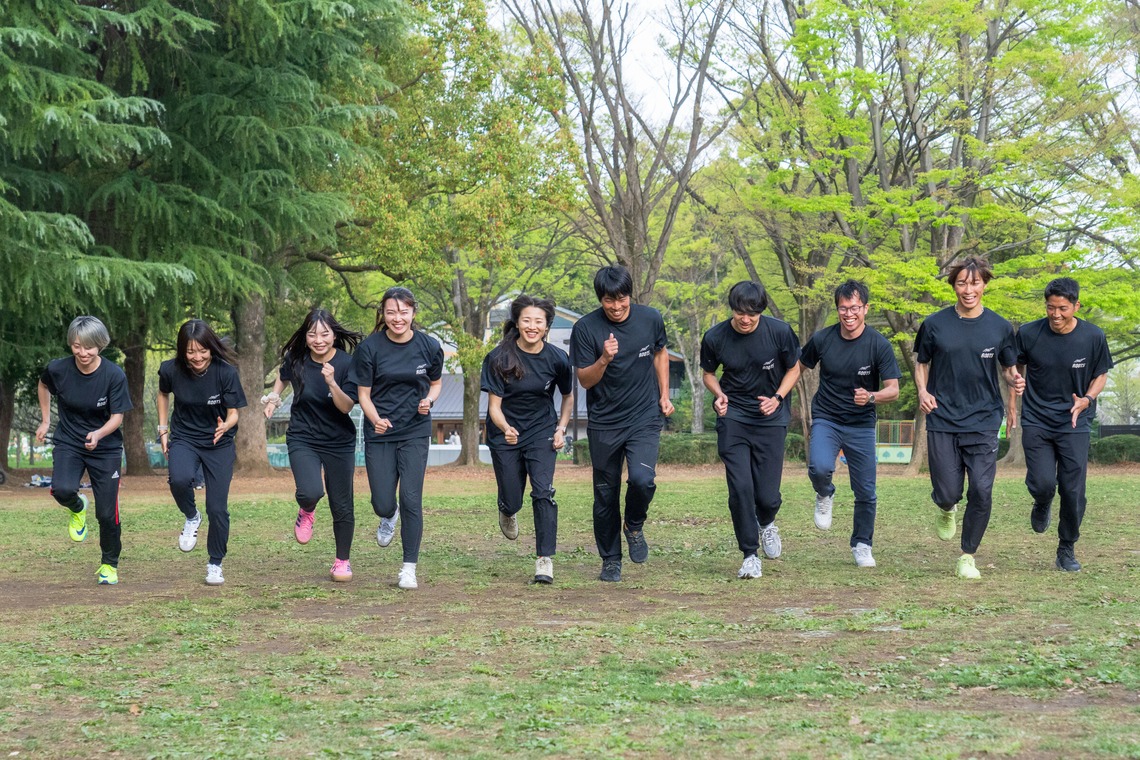 高橋佳五が撮影した写真のアルバム「企業宣材写真＆採用写真(公園)」