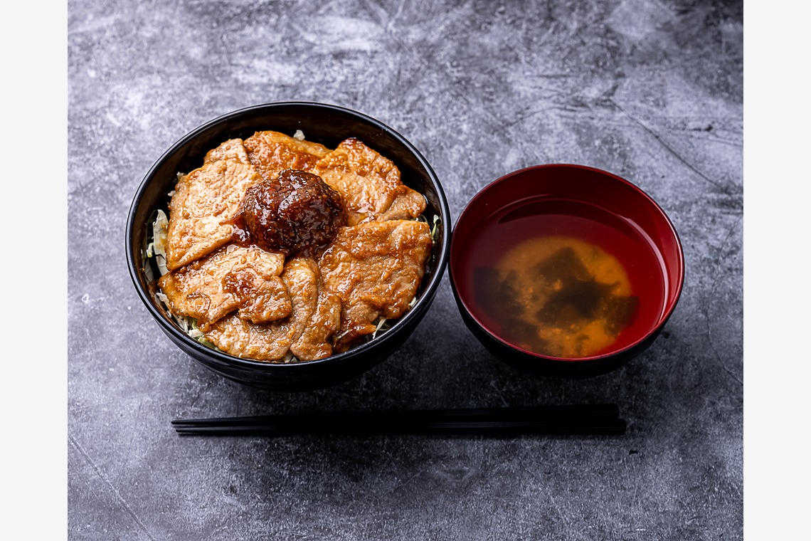 出張カメラマンのY's Officeが撮影した「Menu撮影」の写真