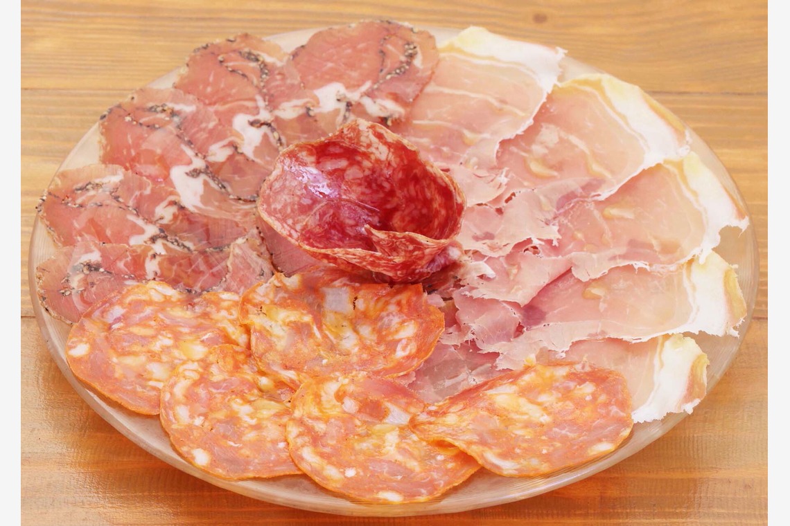 森安　照が撮影した「ワインバー・メニュー」の写真