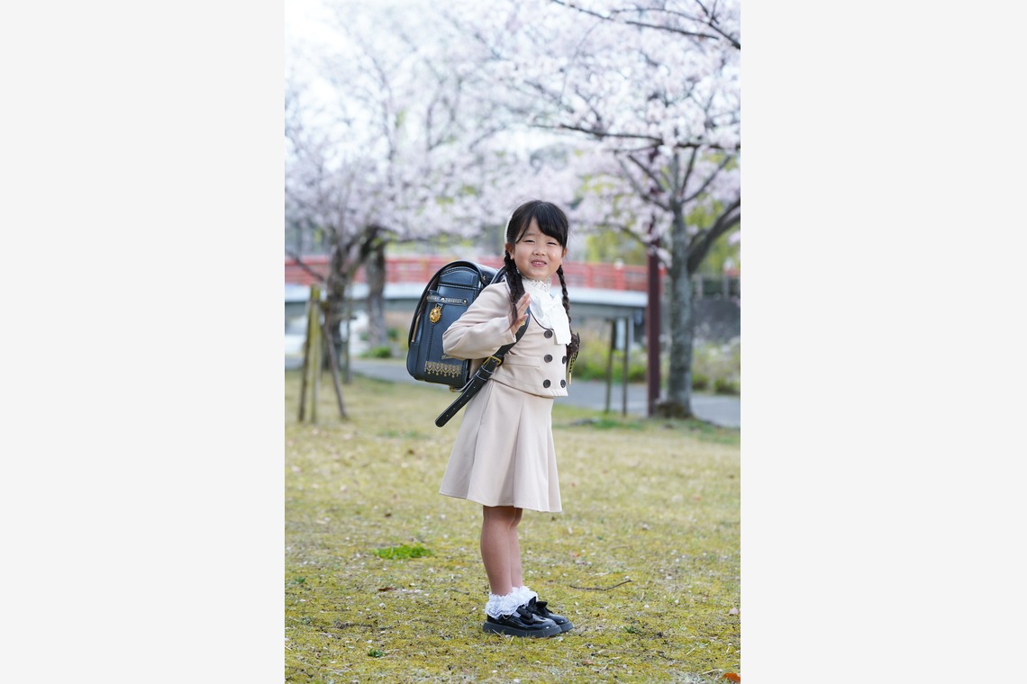 フォトスタジオトワが出張撮影した家族写真(キッズ,ベビーフォト)などが写った「お宮参り・七五三撮影等キッズ撮影」の家族写真