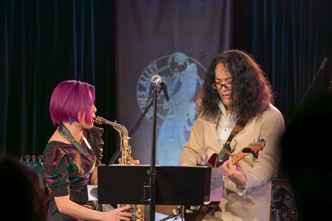 中村　大晃が撮影した「屋内ライブ撮影」の写真