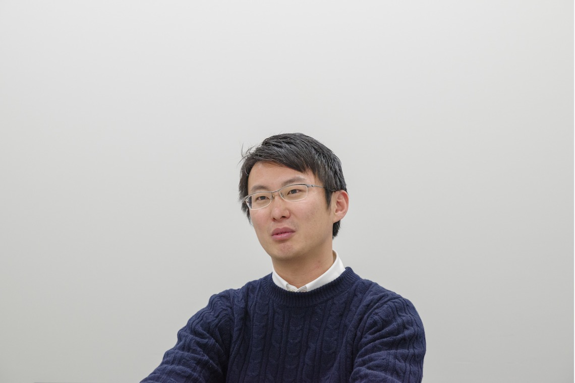 Katsuhiko Suzukiが撮影した写真のアルバム「インタビュー同行撮影」