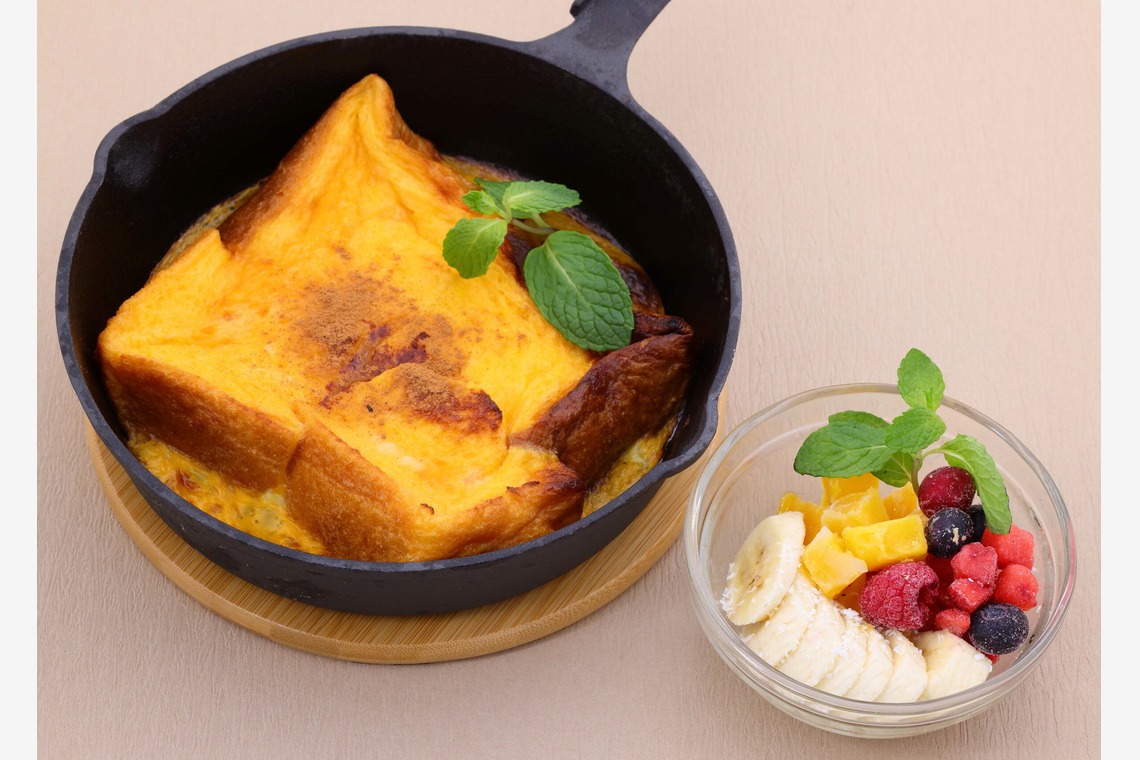 森安　照が撮影した写真のアルバム「フレンチトースト・カフェ」