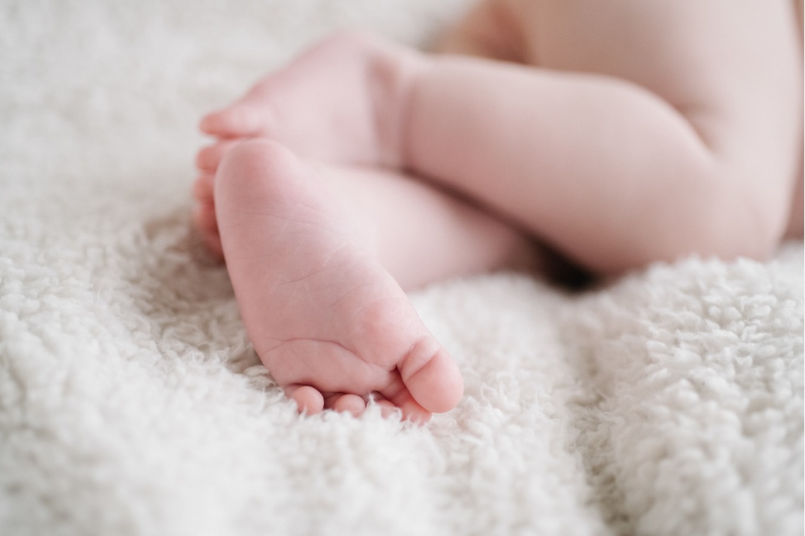 アトリエ　エピカ/清水　一哉が撮影したスタジオ撮影のアルバム「ニューボーンフォト」