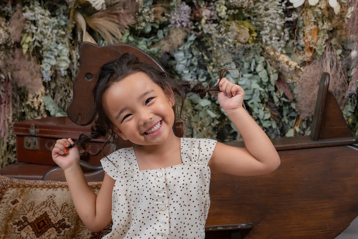 高夏写真店が撮影した写真のアルバム「バースデーの記念写真」