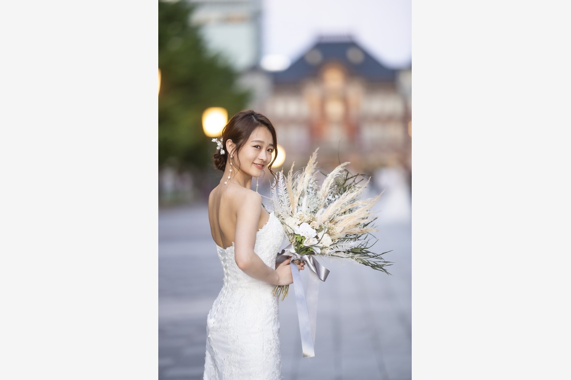 株式会社スマイルプロアートが撮影した「東京駅前撮り」の写真