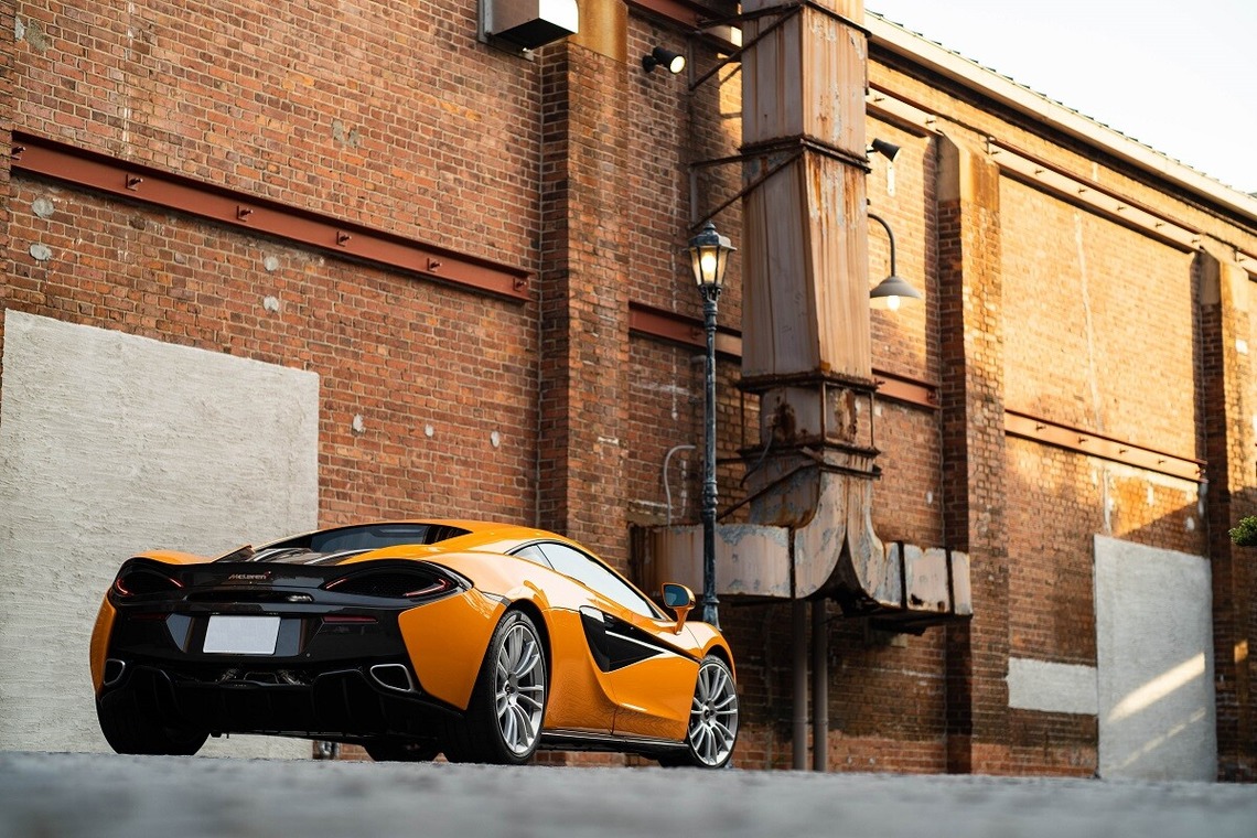 舘　典志が撮影した「自動車」の写真