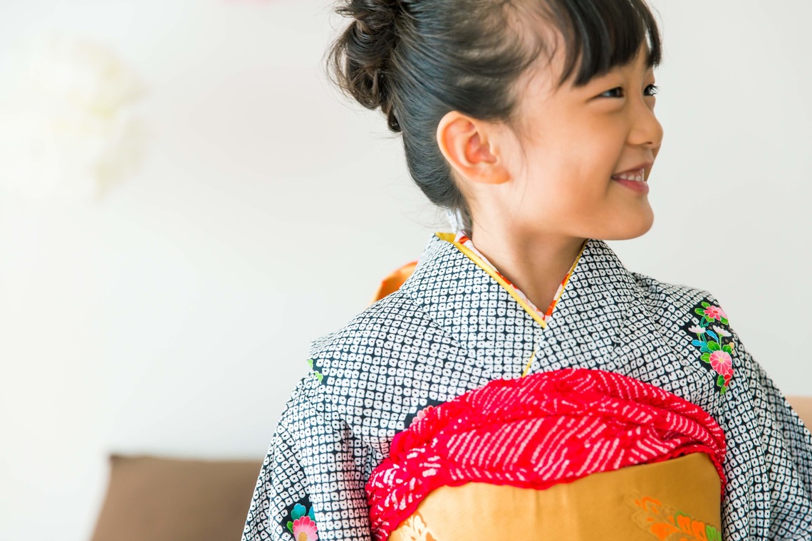 Nobuhiro Toyaが出張撮影した家族写真(キッズ,ベビーフォト)などが写った「七五三フォト@エミリィ代官山スタジオ」の家族写真