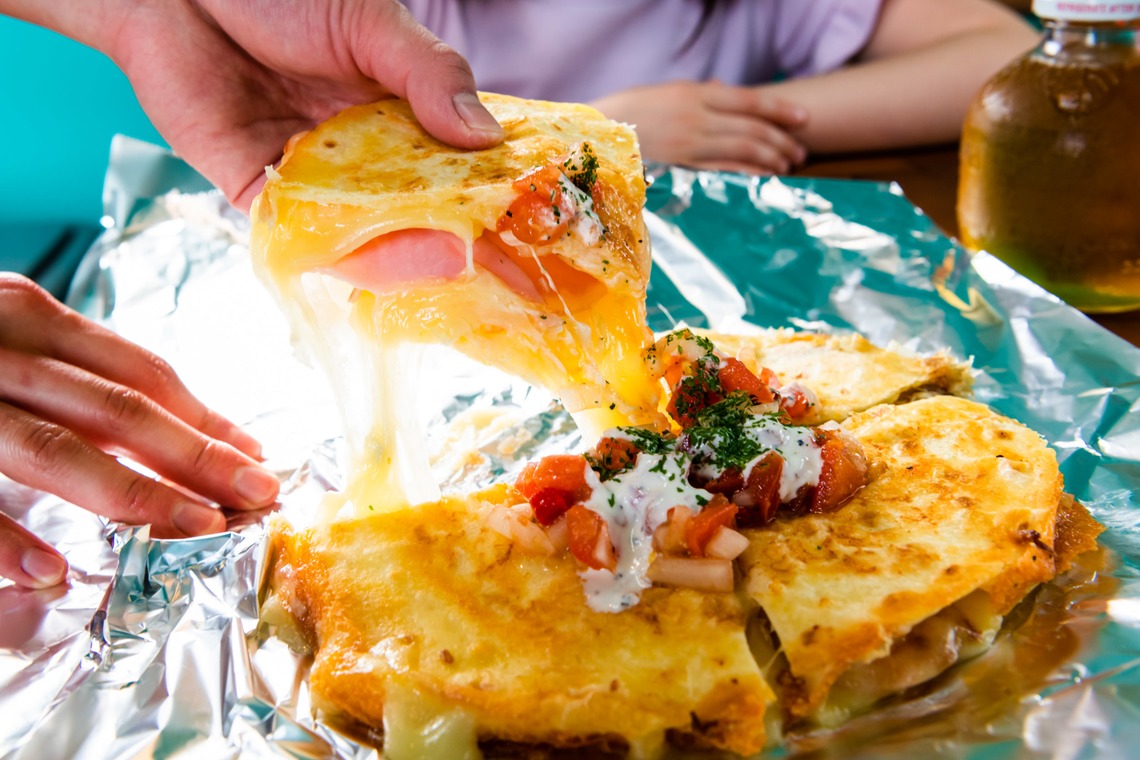 DESIGN STUDIO EEが撮影した写真のアルバム「料理、店舗撮影　西アメリカ風シーフード料理 CafeHOPE（北海道東旭川）」