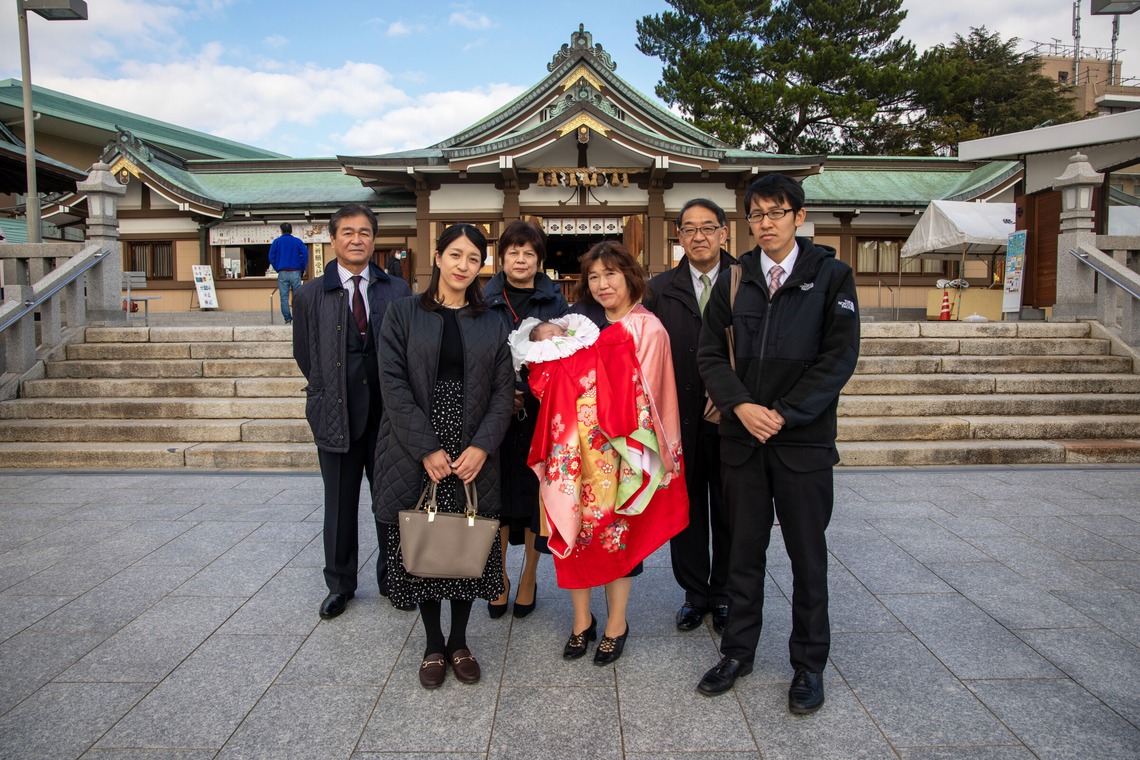 岩坪眞一郎が撮影した写真のアルバム「初宮参り」