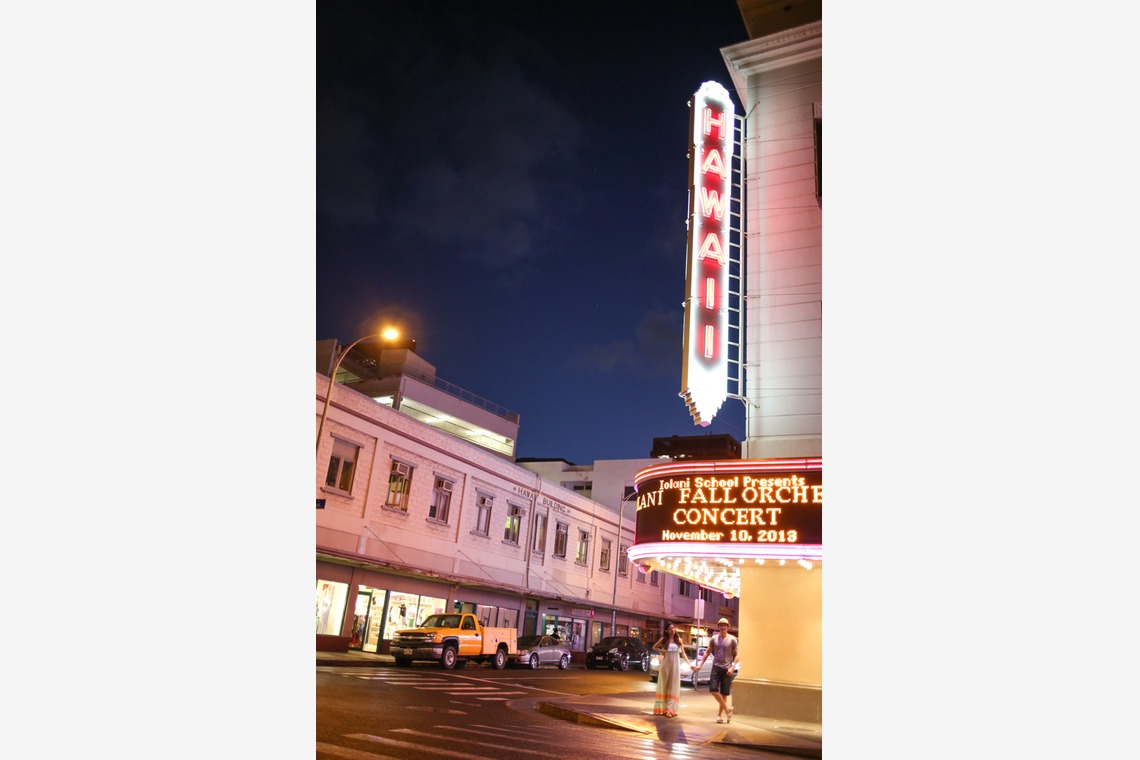 amp HAWAII WEDDING PHOTOGRAPHY